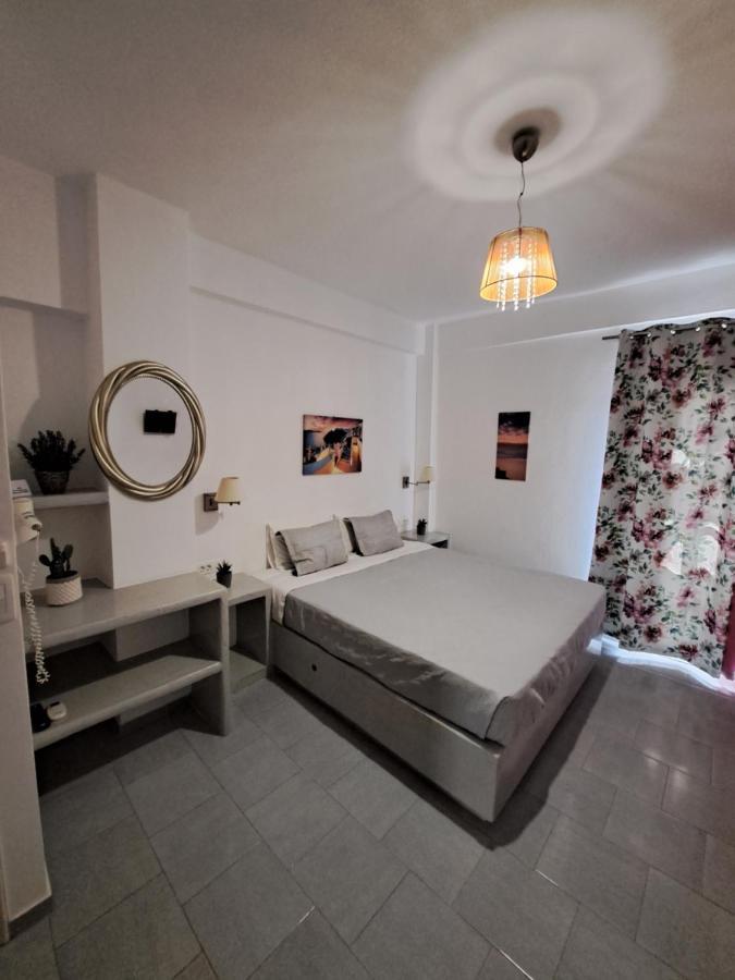 Irineos Appartement *