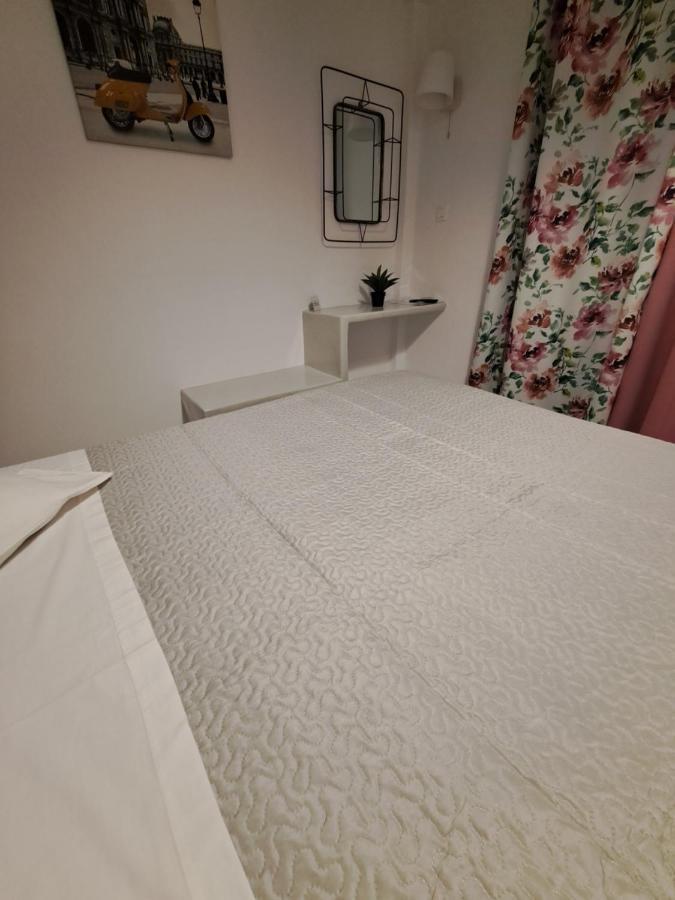 Irineos Appartement *