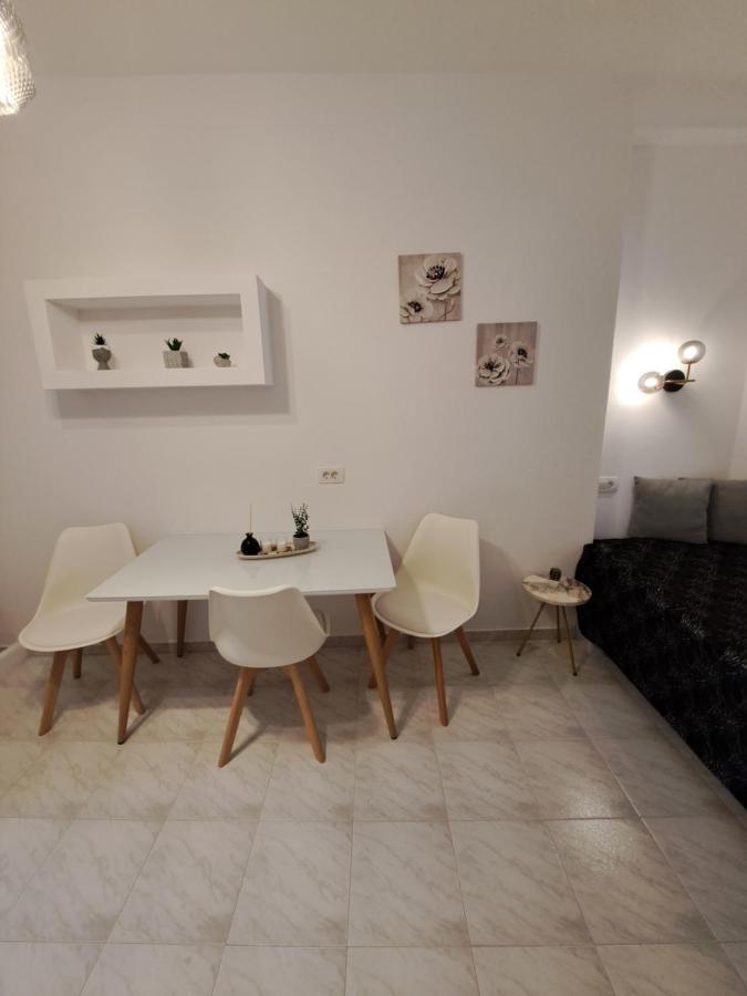 Appartamento Irineos *